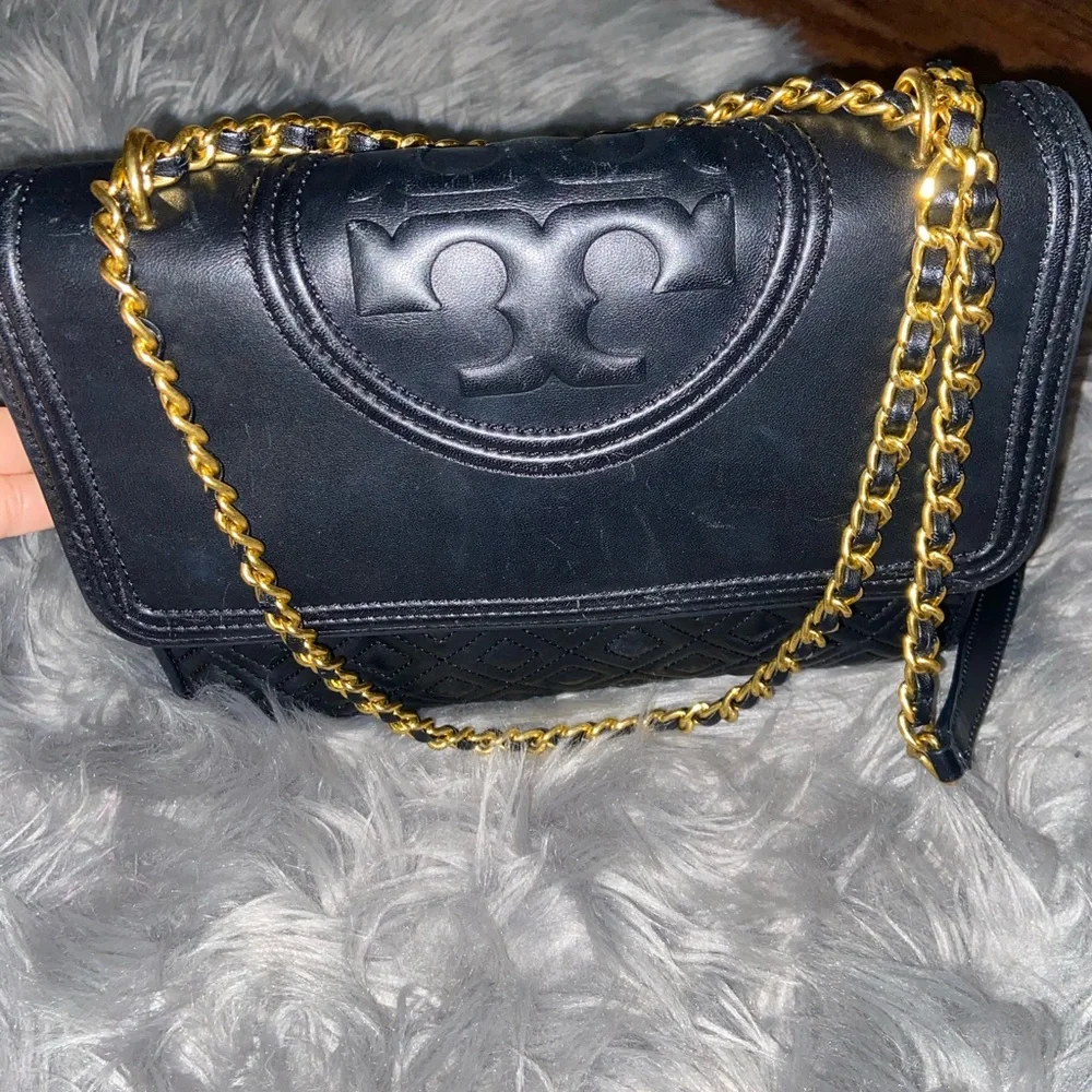 Tory Burch bag barely used - Picture 1 of 6
